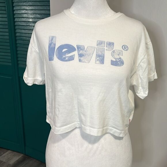 LEVIS white branded crop top - labeled as M but is more of a Small - Picture 3 of 9